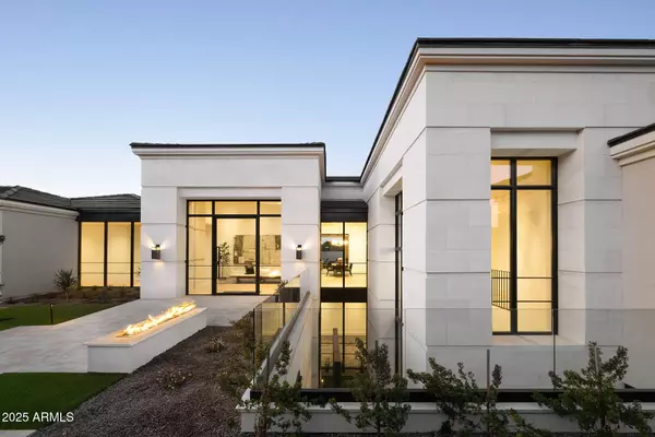 Paradise Valley, AZ 85253,6512 E HUMMINGBIRD Lane