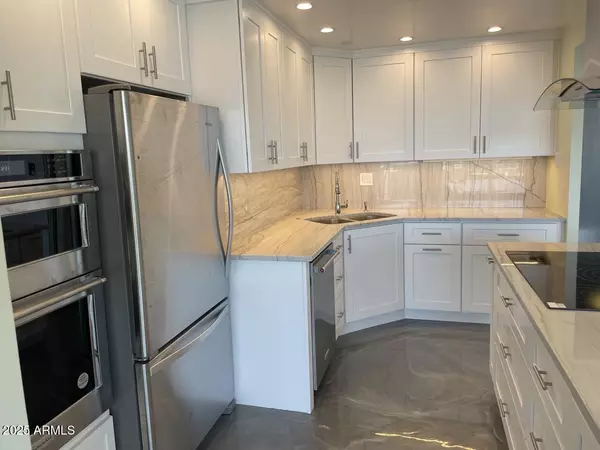 Phoenix, AZ 85004,2323 N CENTRAL Avenue #1802