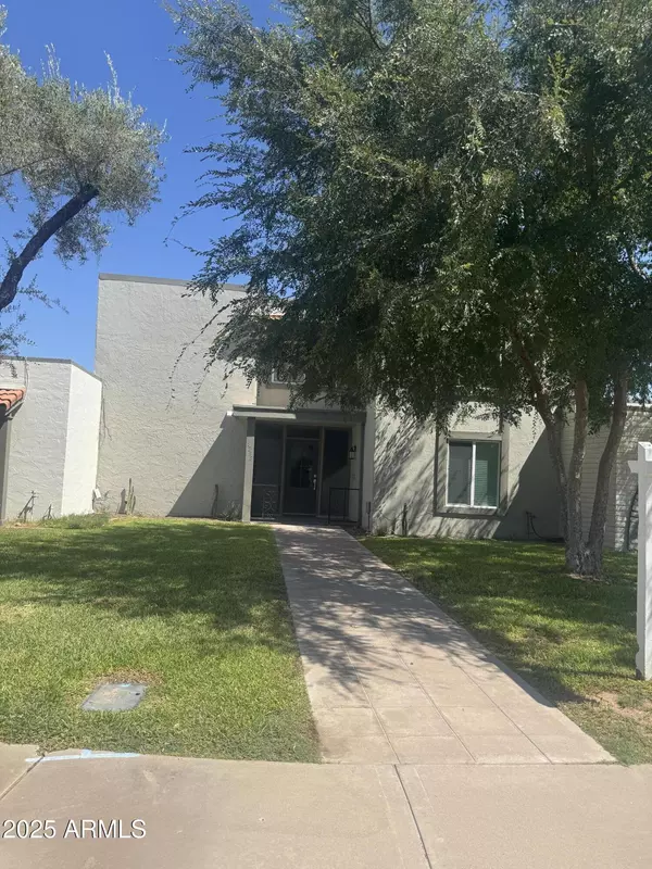 8238 E KEIM Drive, Scottsdale, AZ 85250