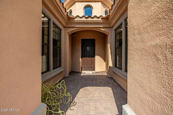 Scottsdale, AZ 85255,9990 E DESERT BEAUTY Drive