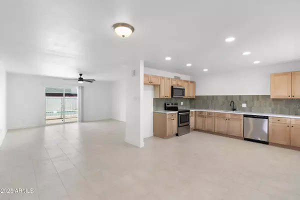 Phoenix, AZ 85019,4138 W CAVALIER Drive