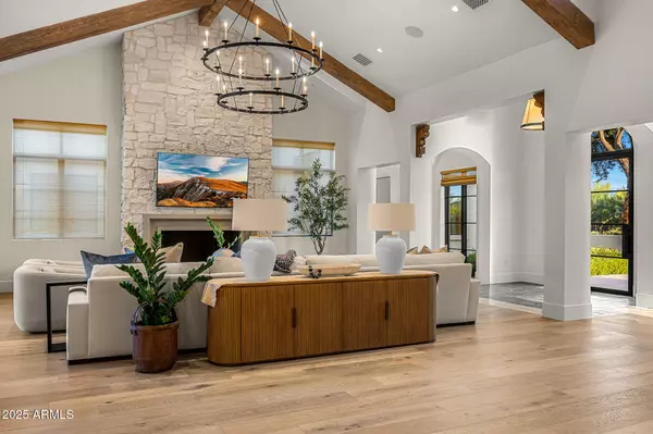 Paradise Valley, AZ 85253,6126 E JOSHUA TREE Lane