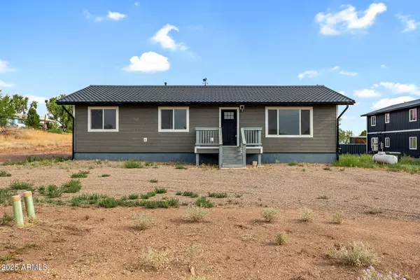 St Johns, AZ 85936,1955 W 9th Street