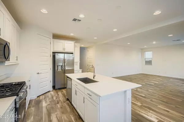Mesa, AZ 85212,8331 E PETUNIA Avenue