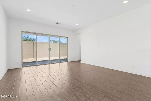 Litchfield Park, AZ 85340,19432 W SAN JUAN Avenue