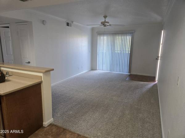 Phoenix, AZ 85022,1720 E THUNDERBIRD Road #2094