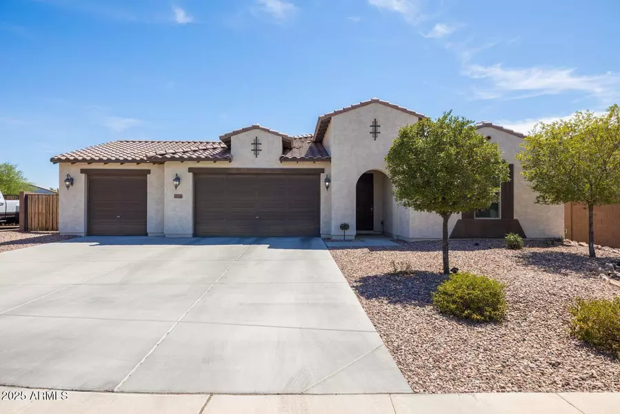 18386 W MEADOWBROOK Avenue, Goodyear, AZ 85395