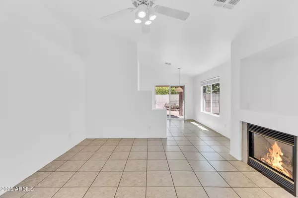 Peoria, AZ 85382,8212 W PONTIAC Drive