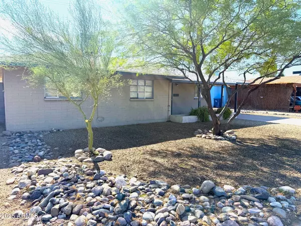 Tempe, AZ 85281,1725 S FARMER Avenue