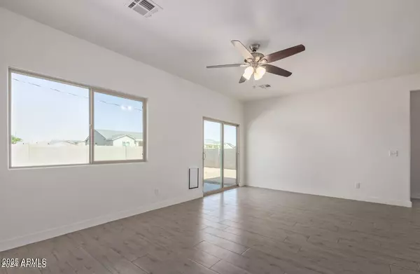 San Tan Valley, AZ 85140,35075 N PAVA Lane