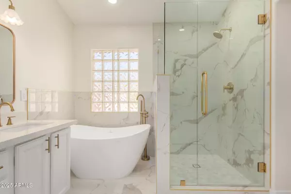 Glendale, AZ 85307,10110 W PASADENA Avenue