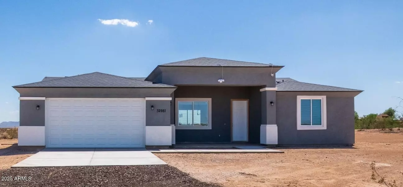 32981 W ELWOOD Street, Tonopah, AZ 85354