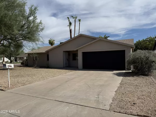 3747 E WINCHCOMB Drive, Phoenix, AZ 85032