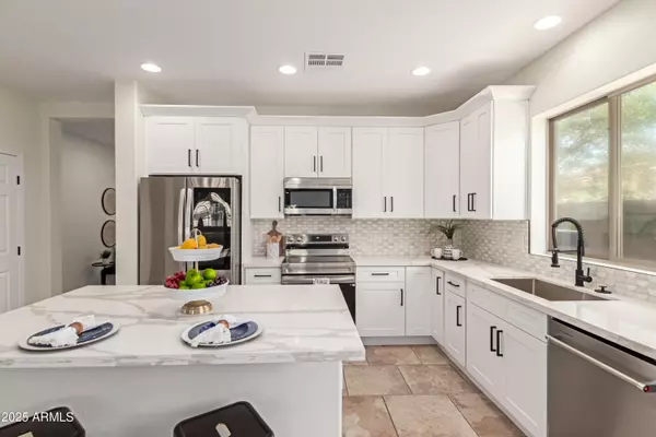 Gilbert, AZ 85298,1332 E CASSIA Lane