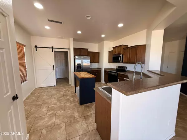Buckeye, AZ 85396,26140 W RUNION Drive
