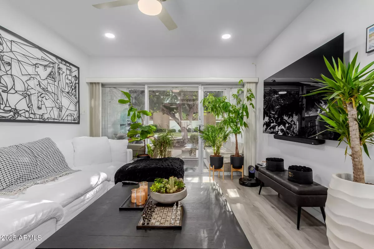 Scottsdale, AZ 85251,6125 E INDIAN SCHOOL Road #193