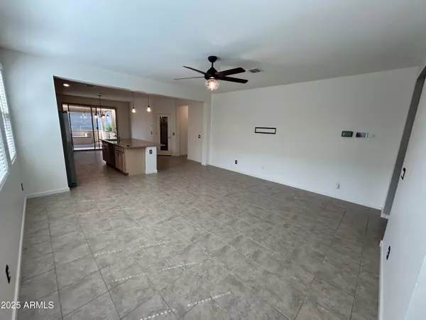 San Tan Valley, AZ 85144,4027 W Copperleaf Drive