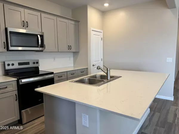 Maricopa, AZ 85138,36908 W Santa Maria Street