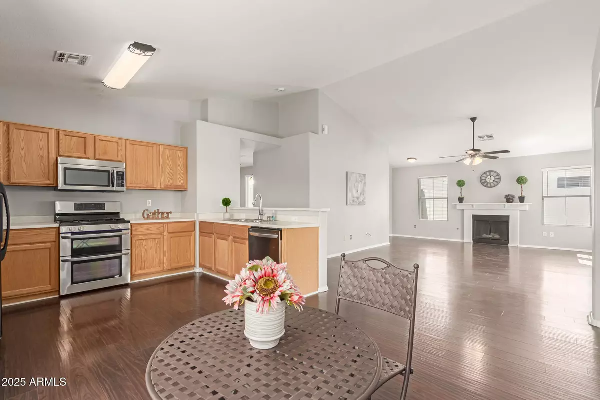 Glendale, AZ 85307,10463 W PASADENA Avenue