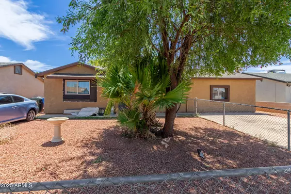Phoenix, AZ 85033,7959 W COOLIDGE Street
