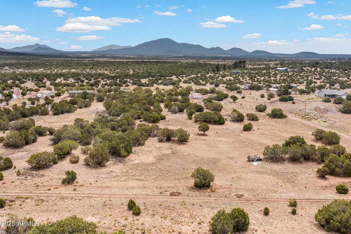 Williams, AZ 86046,8333 N 8 MILE Boulevard #7