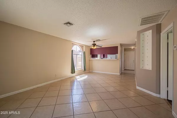 Peoria, AZ 85345,7040 W OLIVE Avenue #2