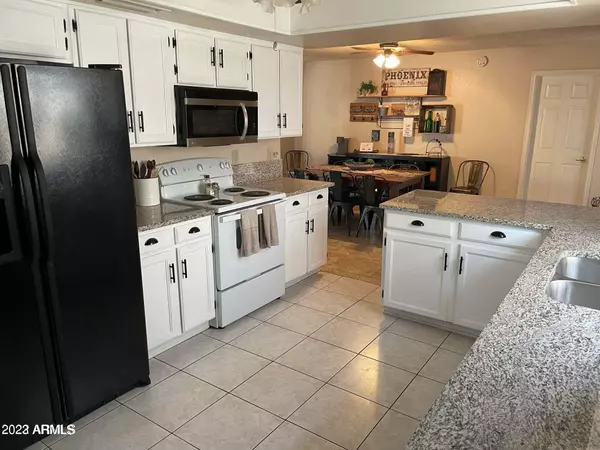Mesa, AZ 85210,802 W PLATA Avenue