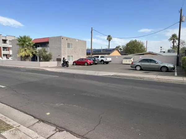 Phoenix, AZ 85006,1001 N 9TH Street