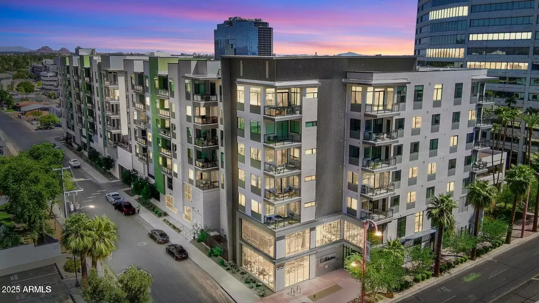 3131 N CENTRAL Avenue #3006, Phoenix, AZ 85012