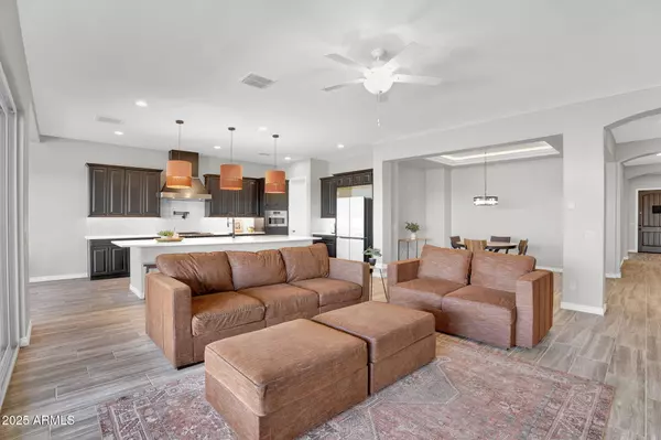 Surprise, AZ 85387,16146 W SAGUARO PARK Lane