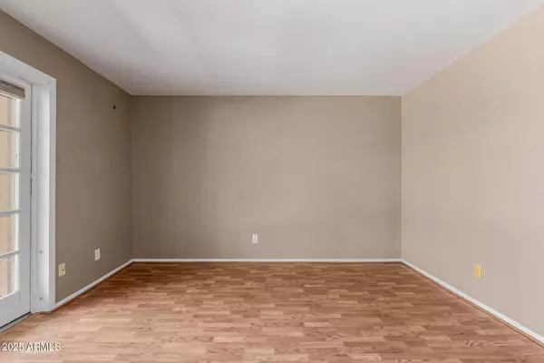 Phoenix, AZ 85027,18811 N 19TH Avenue #2004