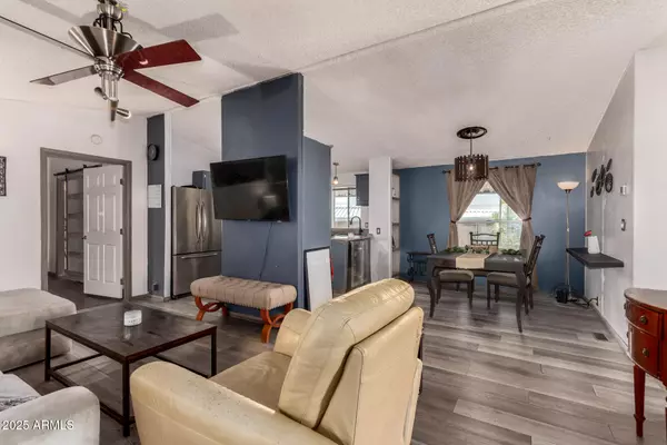 Phoenix, AZ 85020,10401 N CAVE CREEK Road #78
