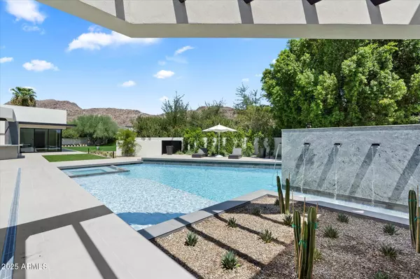 Paradise Valley, AZ 85253,6120 E REDWING Road