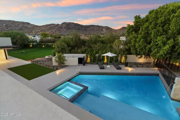 6120 E REDWING Road, Paradise Valley, AZ 85253