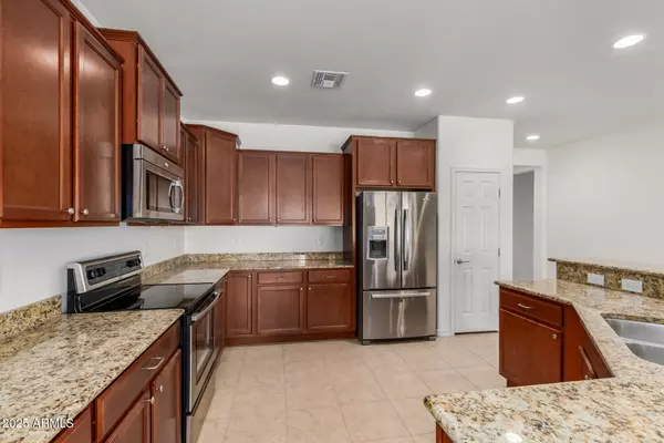Buckeye, AZ 85396,21853 N 261ST Avenue