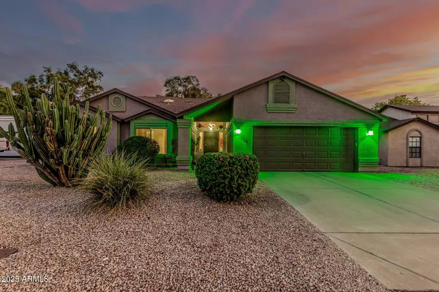4823 E GLENCOVE Circle, Mesa, AZ 85205