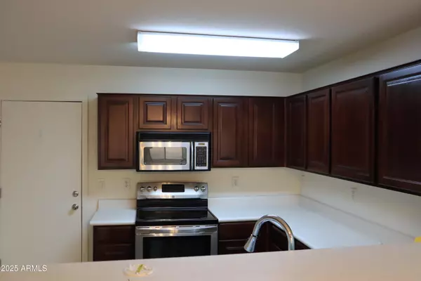 San Tan Valley, AZ 85144,35161 N BANDOLIER Drive