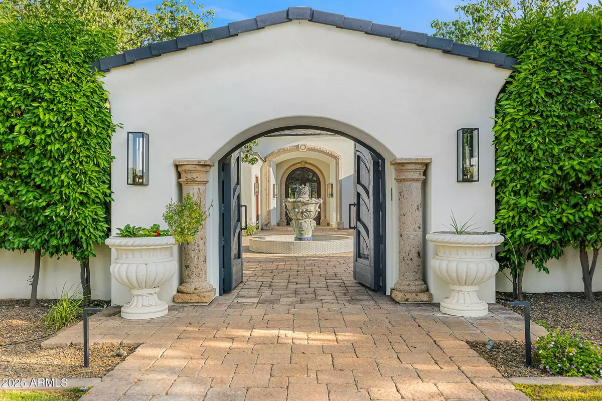 Paradise Valley, AZ 85253,6809 E DOUBLETREE RANCH Road