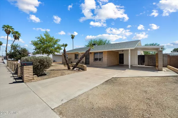 Phoenix, AZ 85029,3613 W LUPINE Avenue
