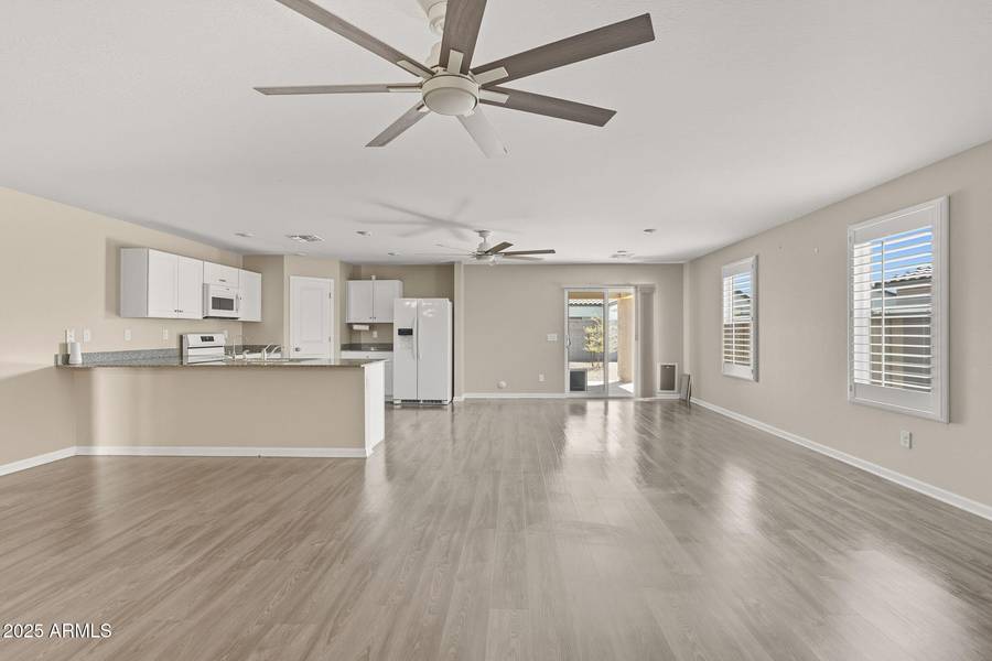 1621 W Laguna Drive, Coolidge, AZ 85128