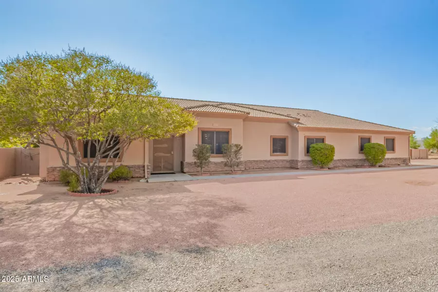 38022 N 2ND Avenue, Phoenix, AZ 85086