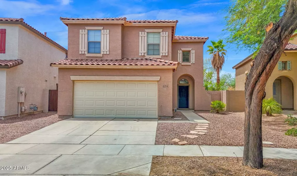 4294 S WOODSHED Court, Gilbert, AZ 85297