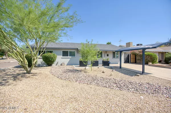 1002 E BUTLER Drive, Phoenix, AZ 85020
