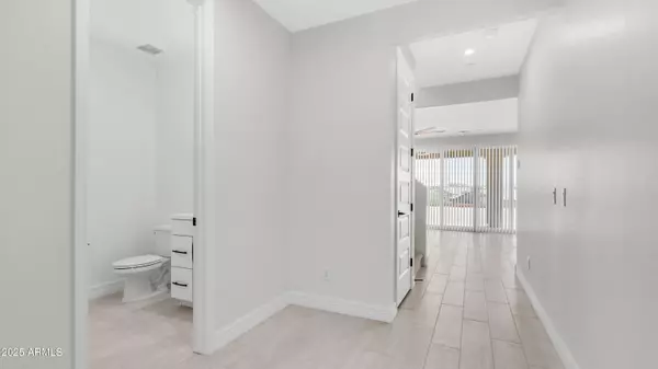 Peoria, AZ 85383,13359 W EAGLE FEATHER Road