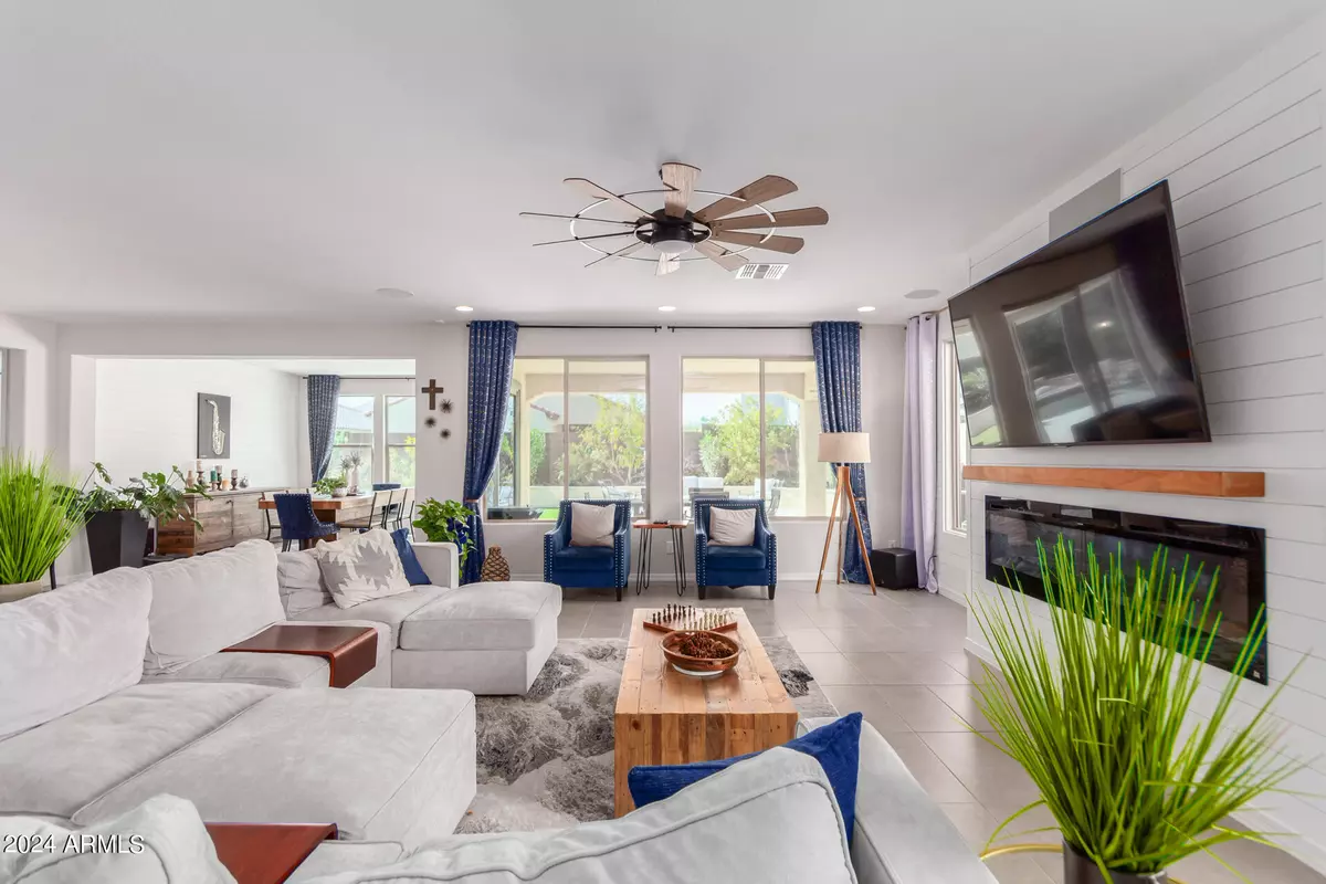 Litchfield Park, AZ 85340,19625 W SAN MIGUEL Avenue