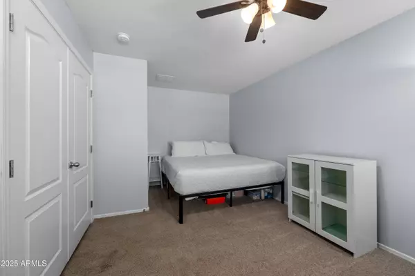 San Tan Valley, AZ 85140,993 E Leslie Avenue