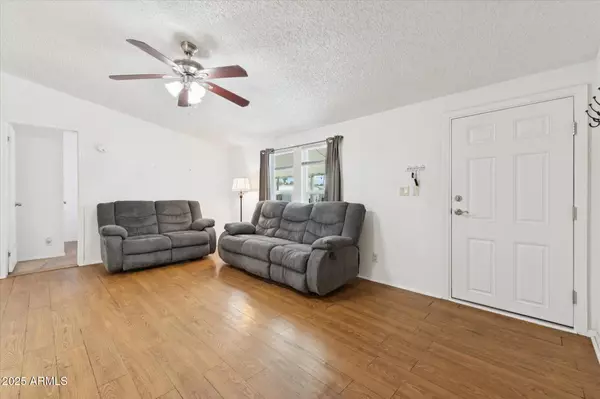 Mesa, AZ 85207,7807 E Main Street #C-2