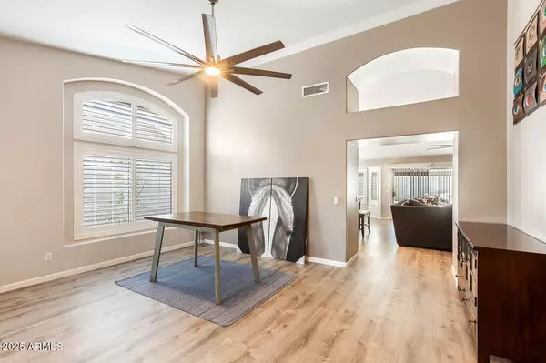 Mesa, AZ 85208,1111 S ROWEN --