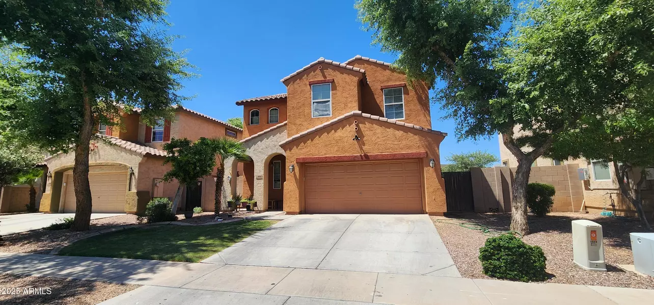 8806 W ADAMS Street, Tolleson, AZ 85353