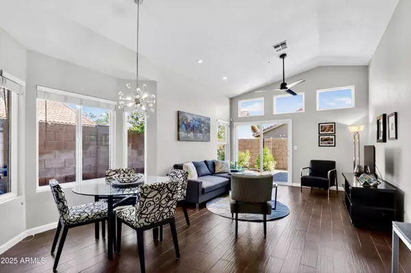 Scottsdale, AZ 85260,8828 E RIVIERA Drive